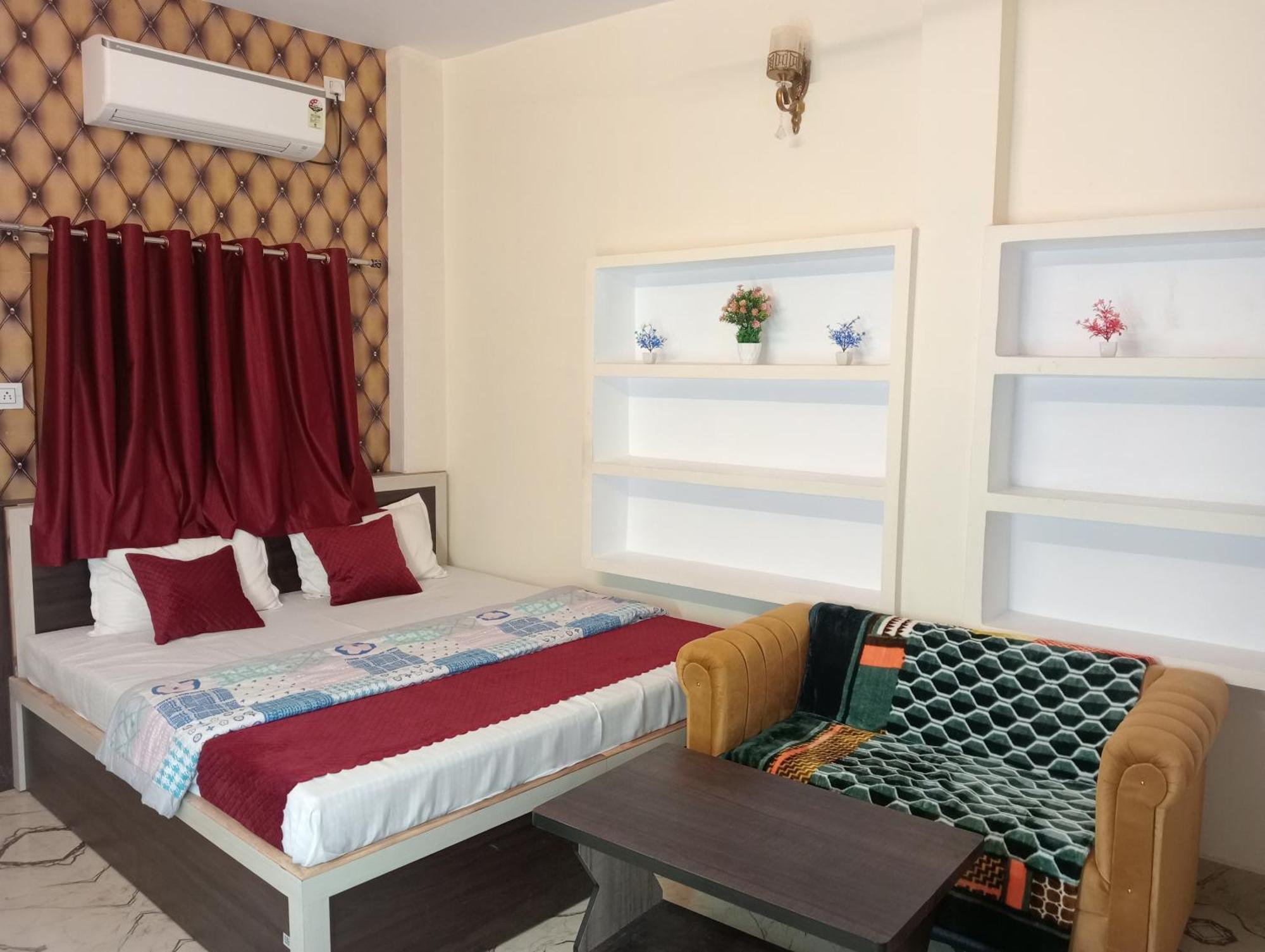 Rudra Guest House - Varanasi — Photos 2