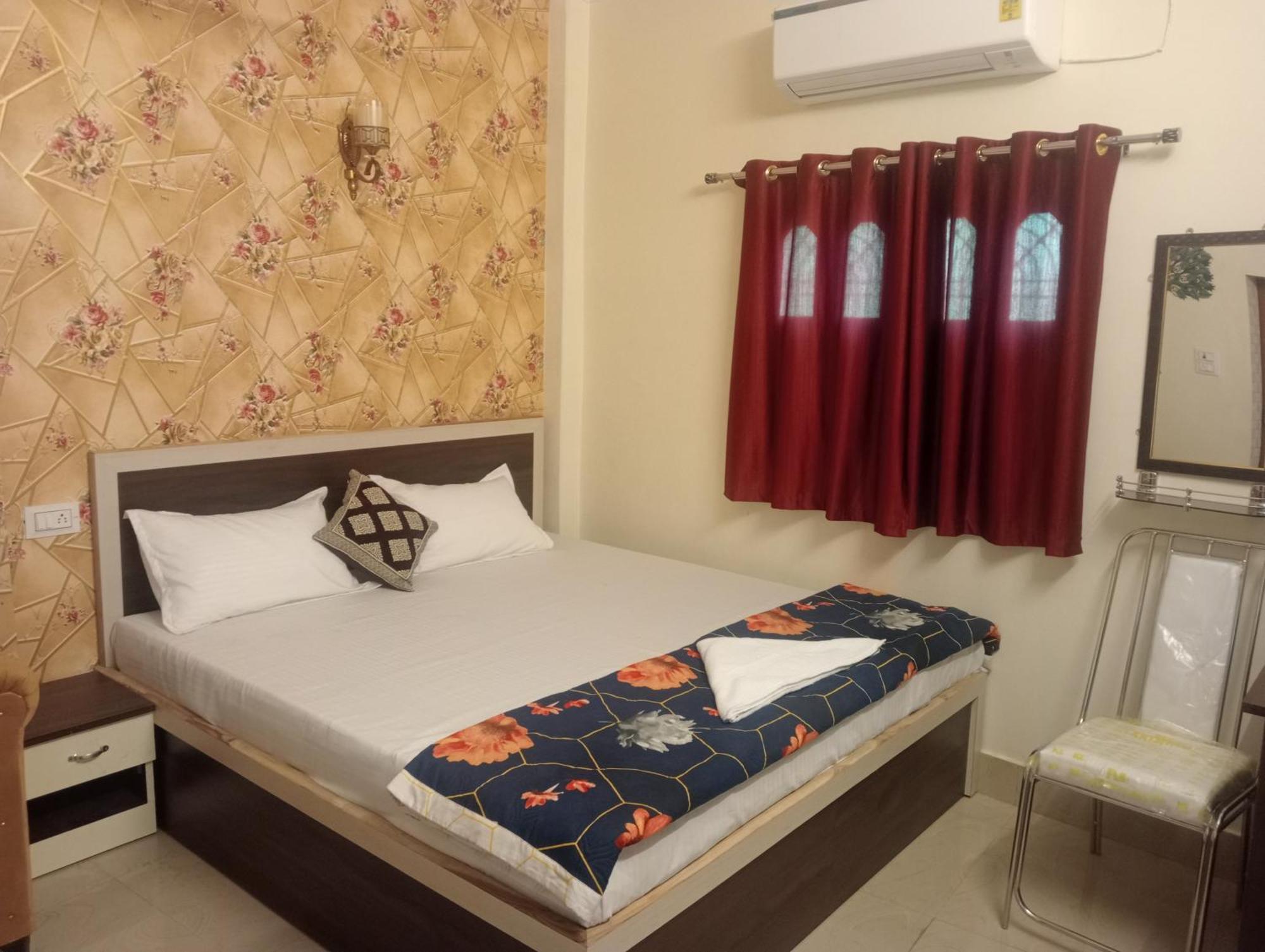 Rudra Guest House - Varanasi, Varanasi